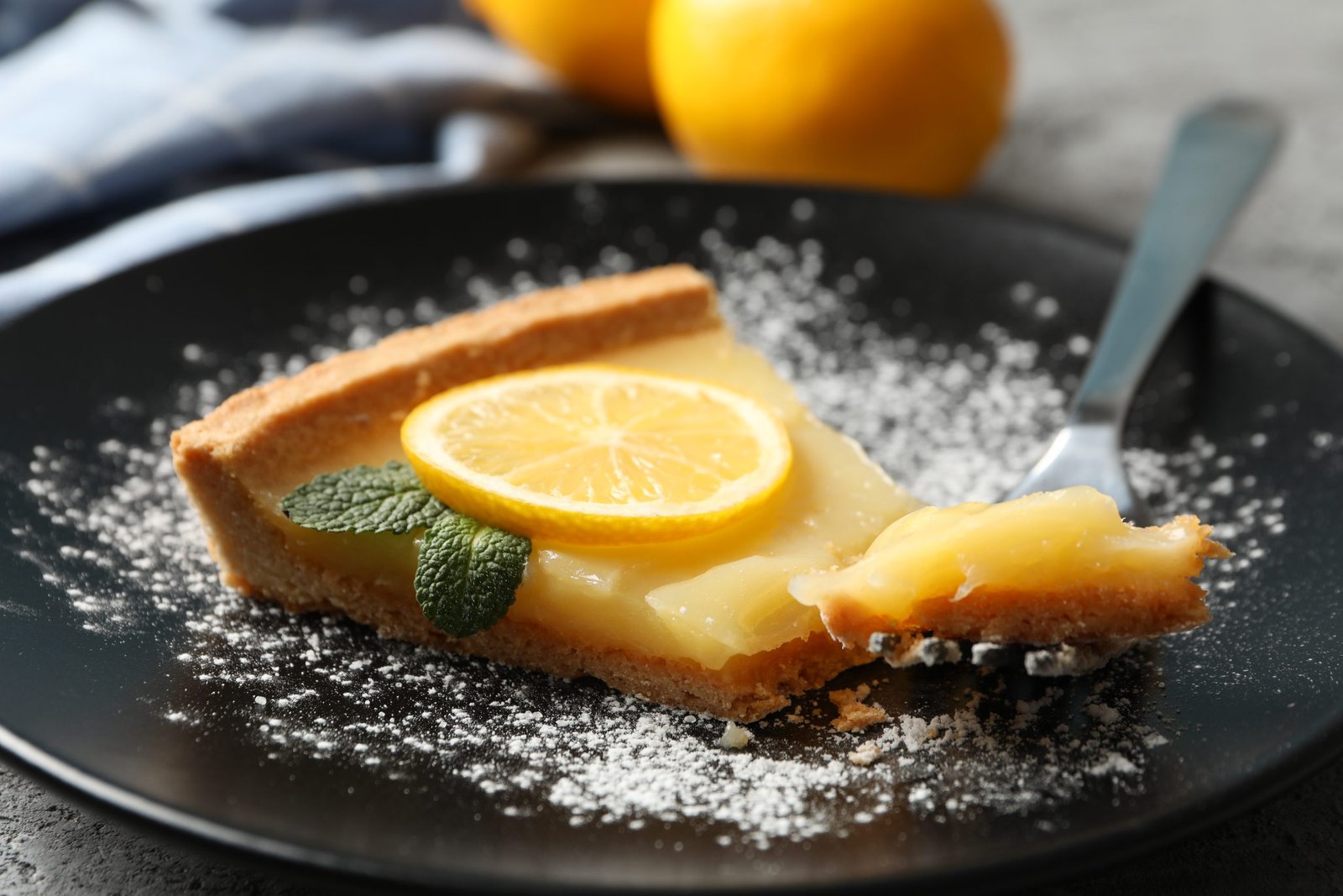 Bi nekaj sladkega Recept za osvežilno limonino pito
